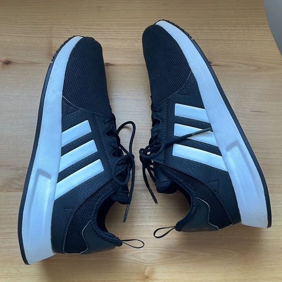 Adidas Boys Sneakers. - Picture 7 of 16